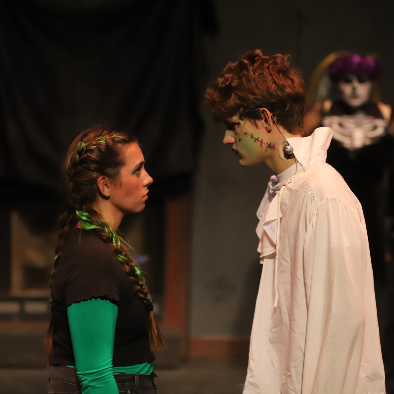 482226432 1306630970428671 5972757539833968394 N